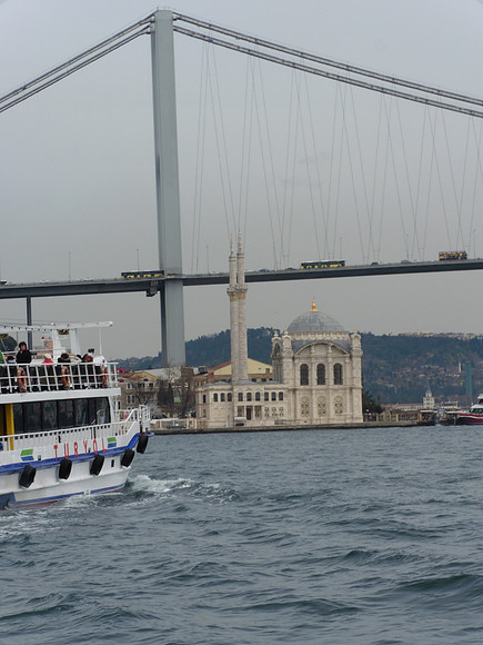 Ortaköy Camii